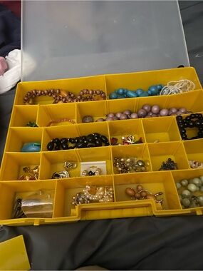 Assorted Women's Beaded Jewelry Collection - Multicolor